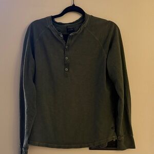 Men's Good Man Olive Green Long-Sleeve Henley Shirt Size Medium
